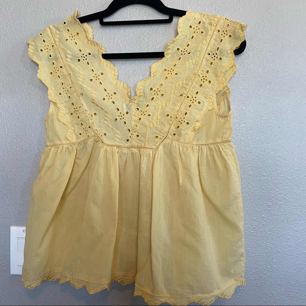 Lucky Brand yellow eyelet sleeveless top size XS